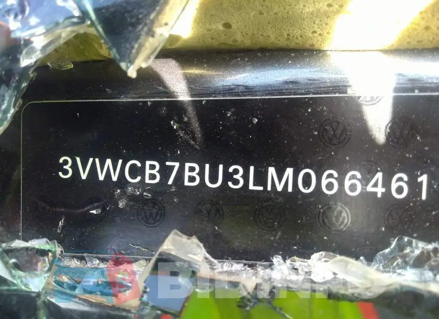 3VWCB7BU3LM066461 Photo# 9