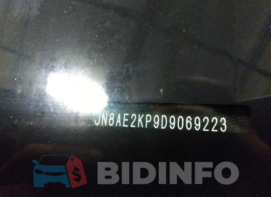 JN8AE2KP9D9069223 Photo# 9
