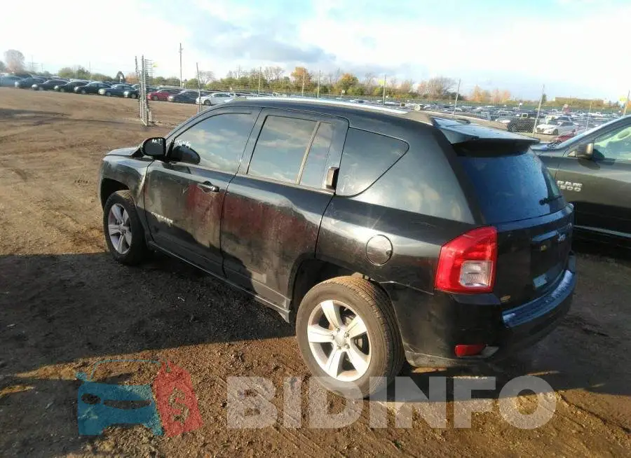 1C4NJCEB8DD100408 Photo# 3