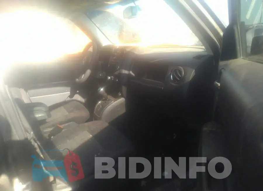 1C4NJPBBXFD358542 Photo# 5