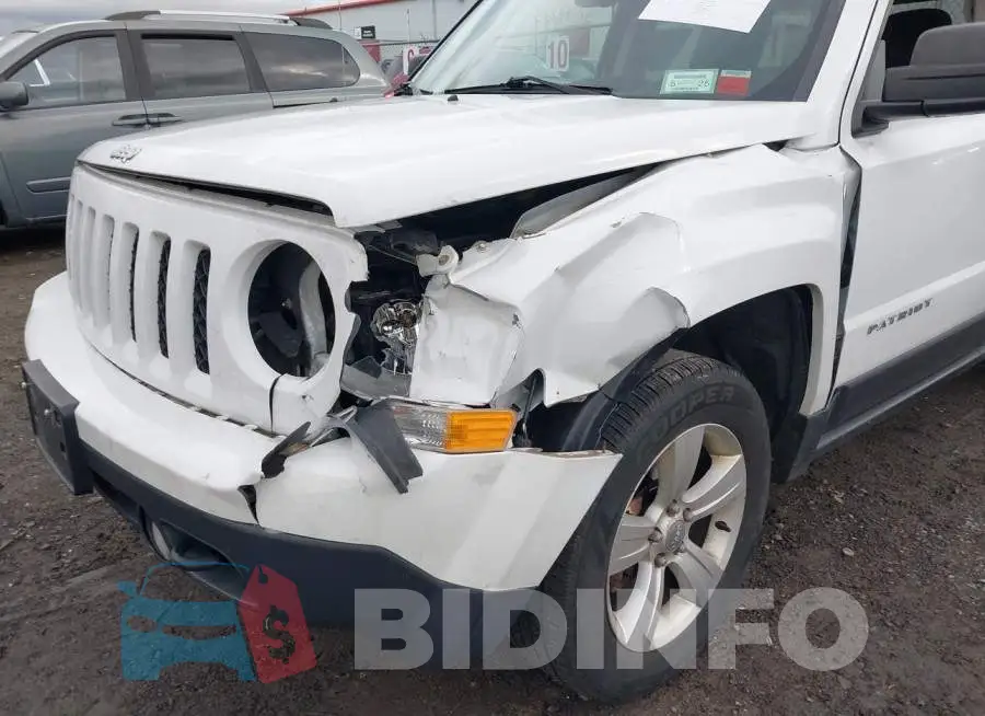 1C4NJRFB1ED846010 Photo# 6