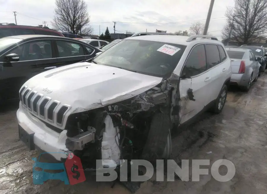 1C4PJLCB3JD560745 Photo# 6