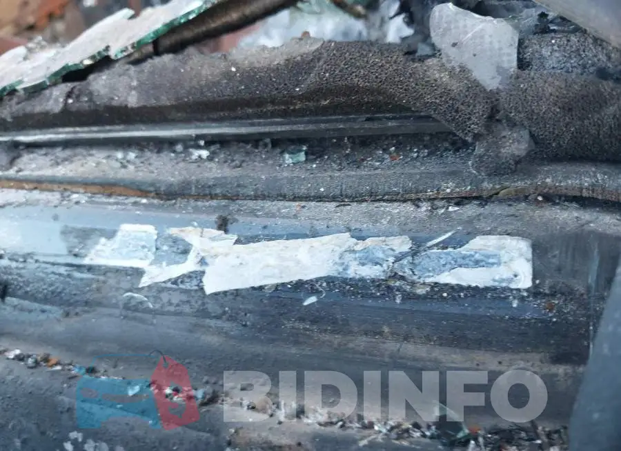 WD4PF1CD5KP112407 Photo# 9