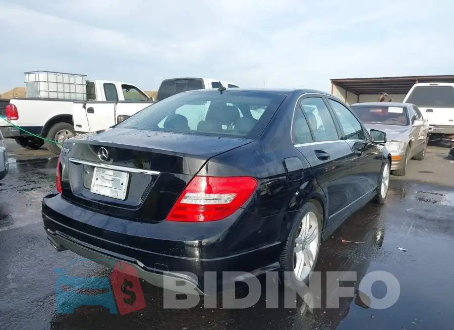 WDDGF4HB0DR290533 Photo# 4