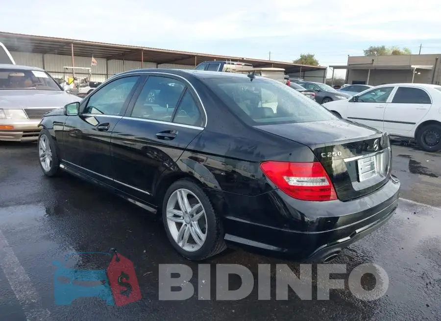 WDDGF4HB0DR290533 Photo# 3