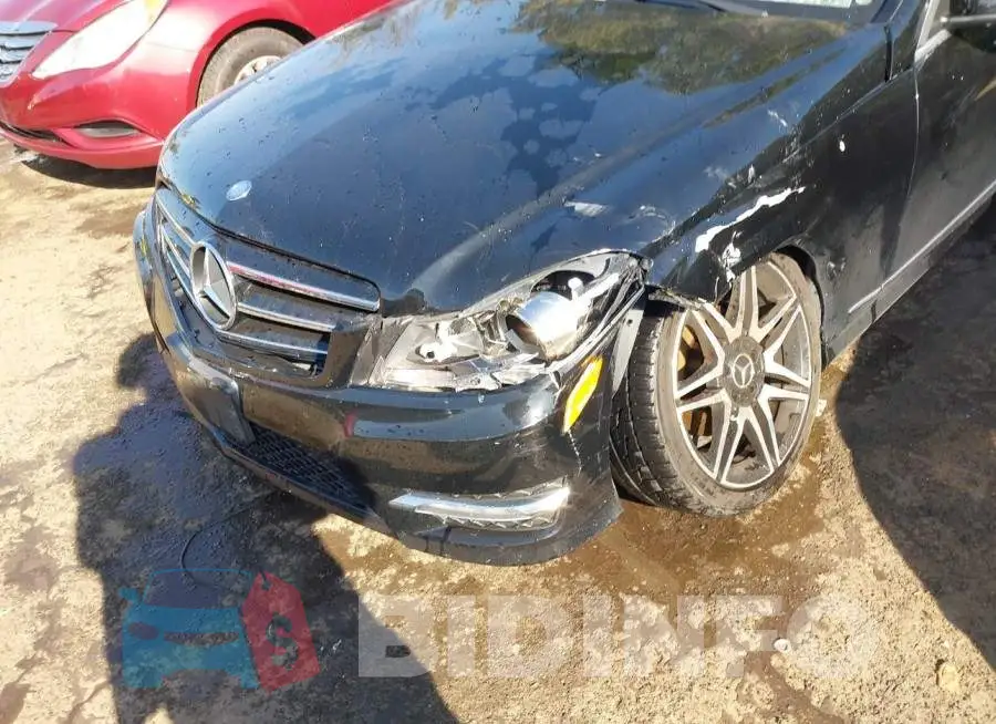 WDDGF4HB6DR268908 Photo# 6
