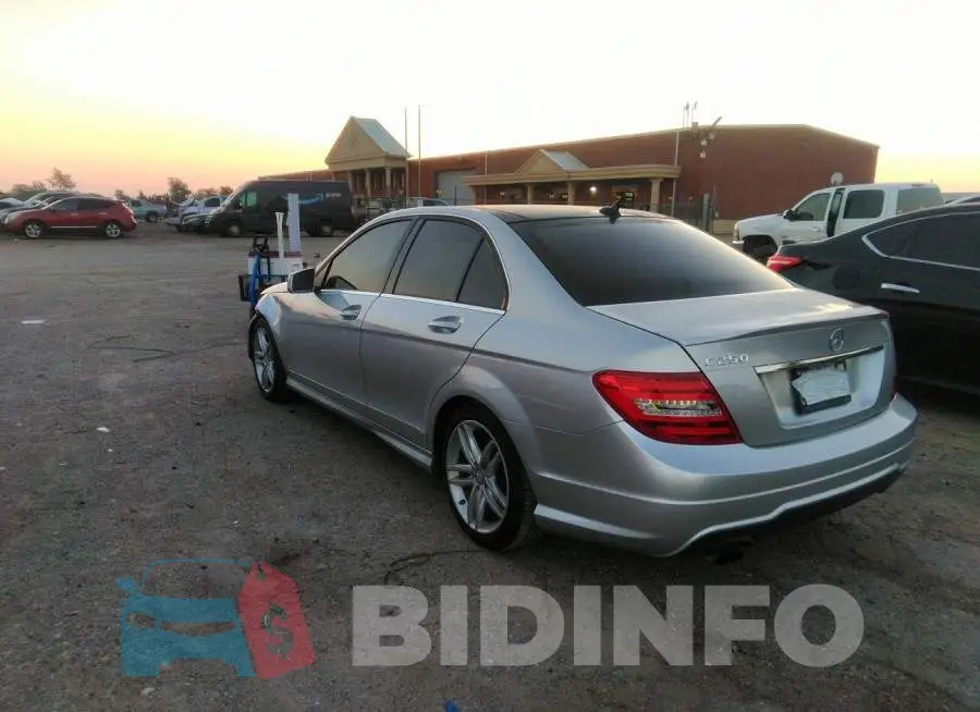 WDDGF4HB7EA967366 Photo# 3