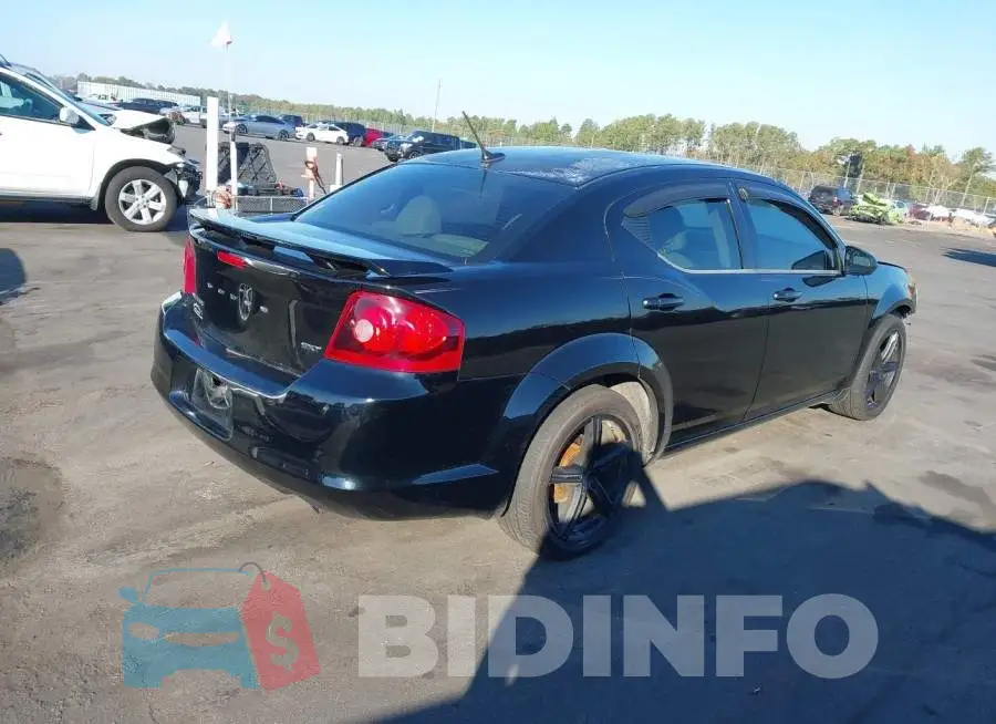 1C3CDZCG8DN720447 Photo# 4