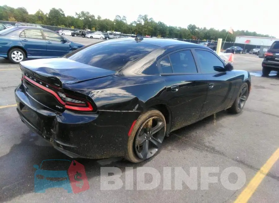 2C3CDXHG7GH272888 Photo# 4