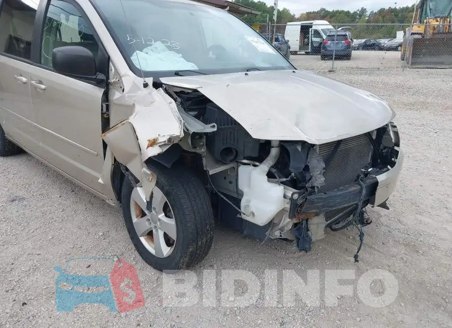 2C4RDGBG4DR561649 Photo# 6