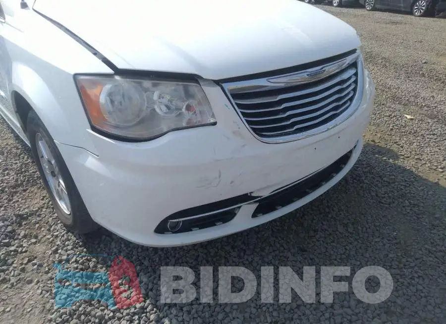 2C4RC1BG3DR526830 Photo# 6