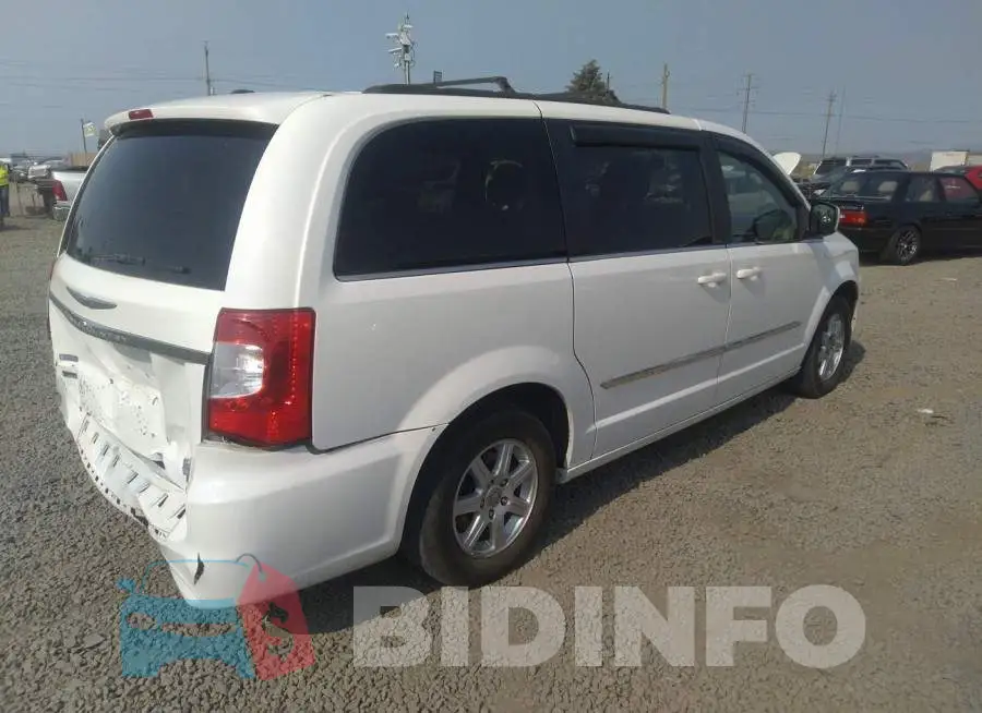 2C4RC1BG3DR526830 Photo# 4