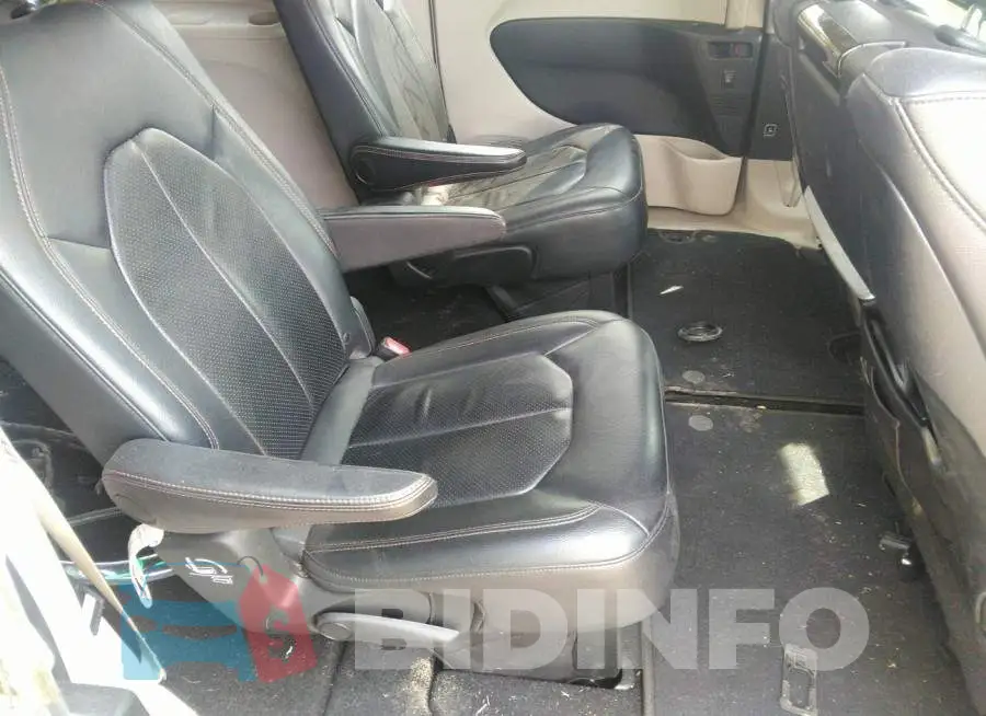 2C4RC1EG8HR763525 Photo# 8