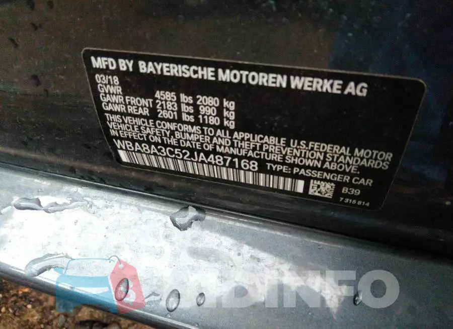 WBA8A3C52JA487168 Photo# 9