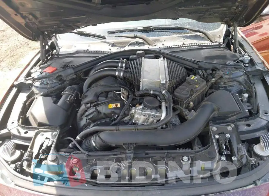 WBS8M9C52J5K98454 Photo# 10