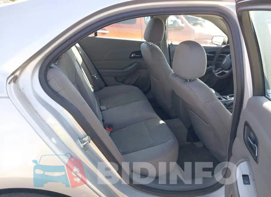1G11B5SL6EF130137 Photo# 5