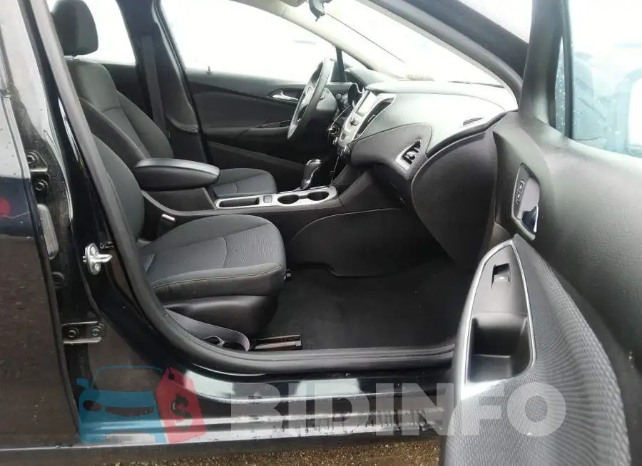 1G1BC5SM5H7222252 Photo# 5