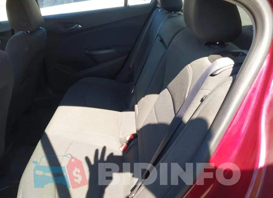 1G1BE5SM0J7161568 Photo# 8
