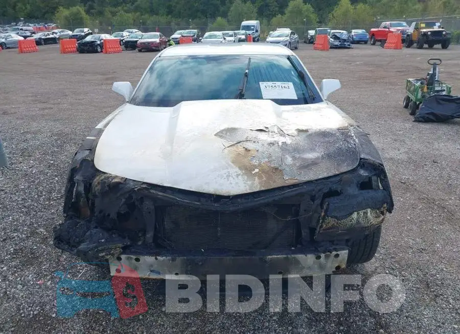 2G1FD1E30F9154125 Photo# 6