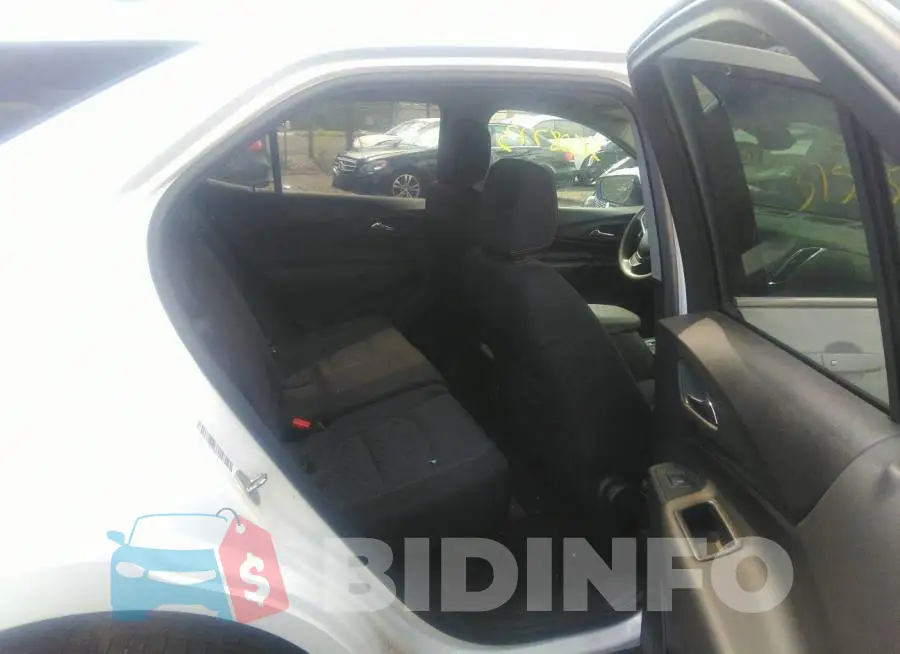 2GNAXTEV9L6257988 Photo# 8