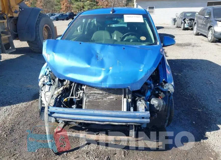 KL8CD6S95DC617231 Photo# 6