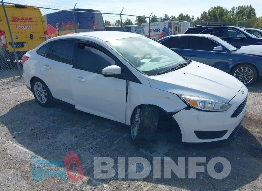 1FADP3F21GL288472 Photo# 1