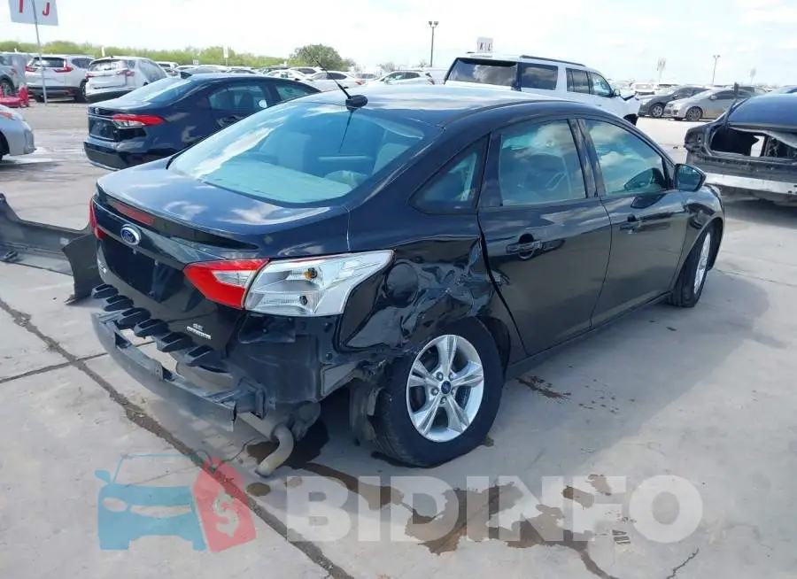 1FADP3F23EL305608 Photo# 4