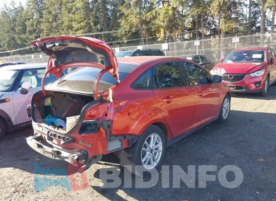 1FADP3F26JL288135 Photo# 4