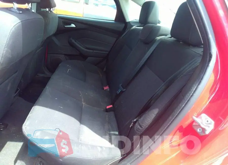 1FADP3F2XGL338527 Photo# 8