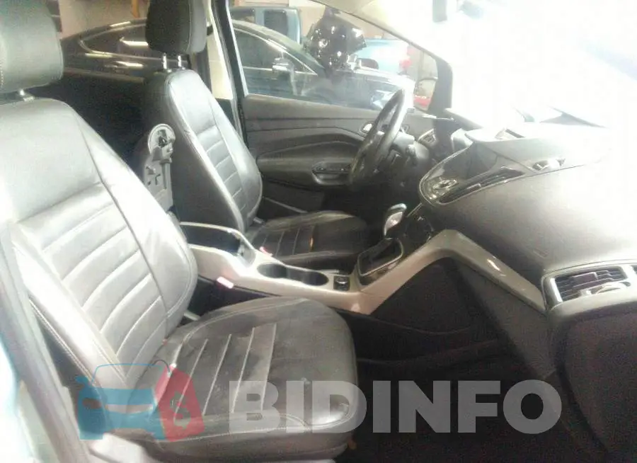 1FADP5BU5DL508842 Photo# 5