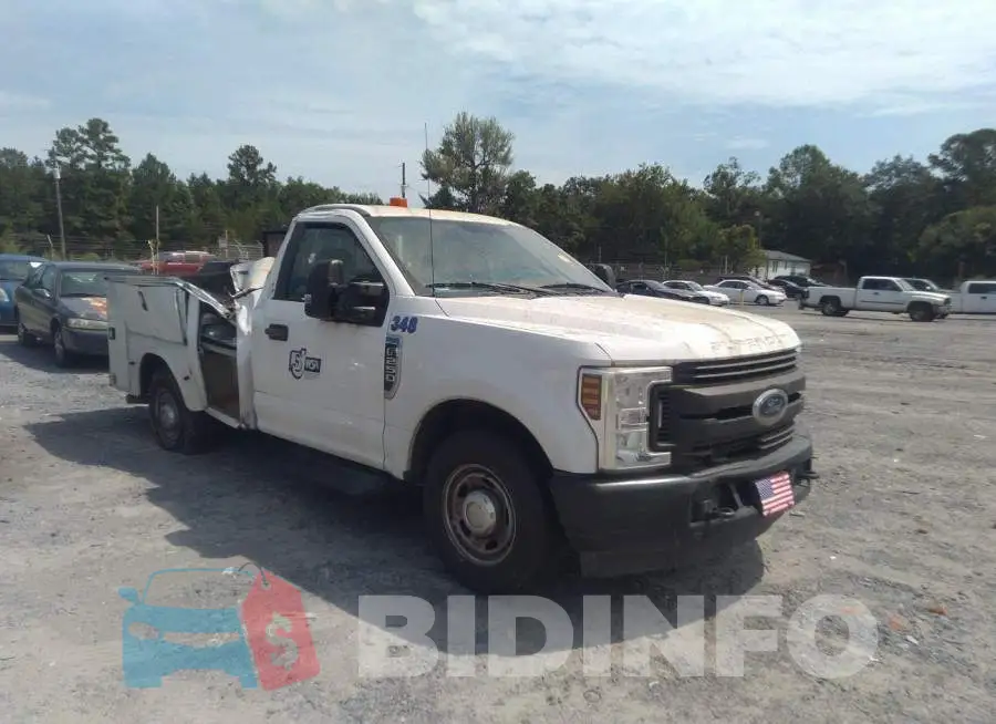 1FDBF2A62KEC62738 Photo# 1