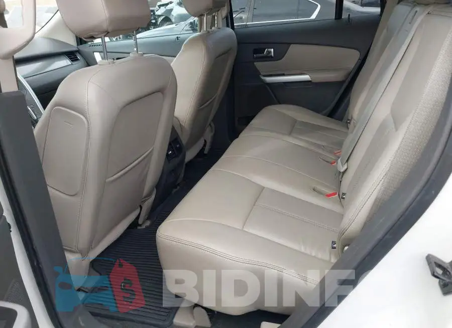 2FMDK3JC8DBA37867 Photo# 8