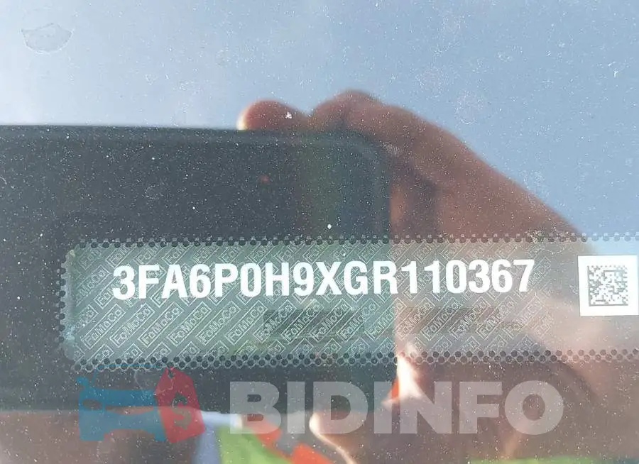3FA6P0H9XGR110367 Photo# 9