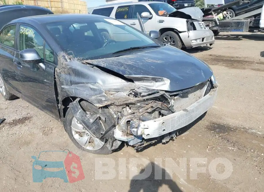 19XFB2F5XDE099670 Photo# 6