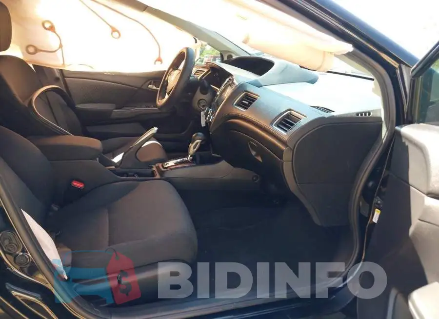 2HGFB2F71FH537728 Photo# 5