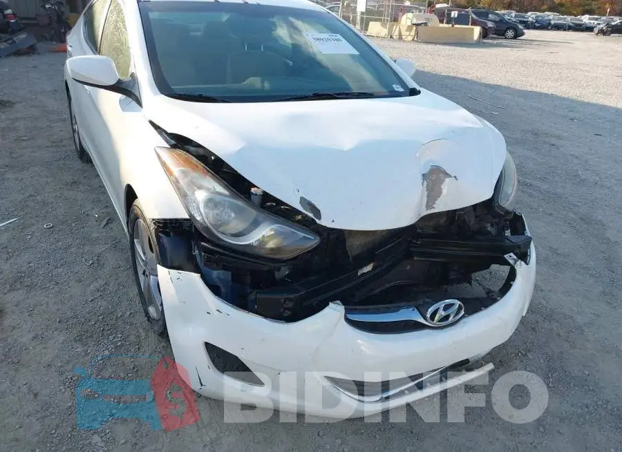 5NPDH4AE5DH452384 Photo# 6