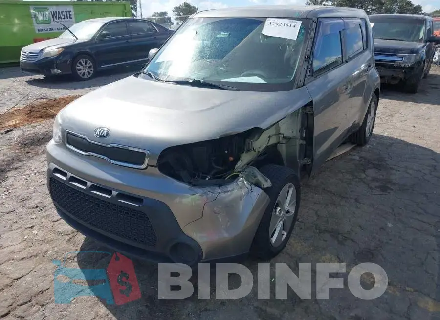 KNDJN2A28F7177784 Photo# 6