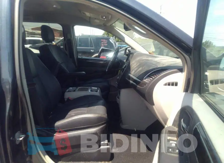 2C4RC1BG8DR694107 Photo# 5