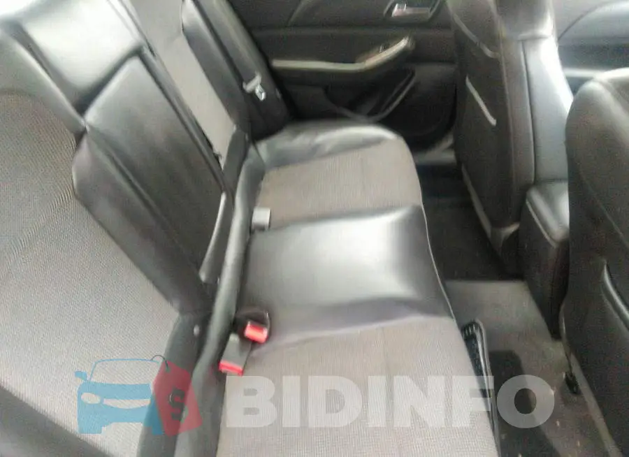 1G11E5SL8EU130188 Photo# 8
