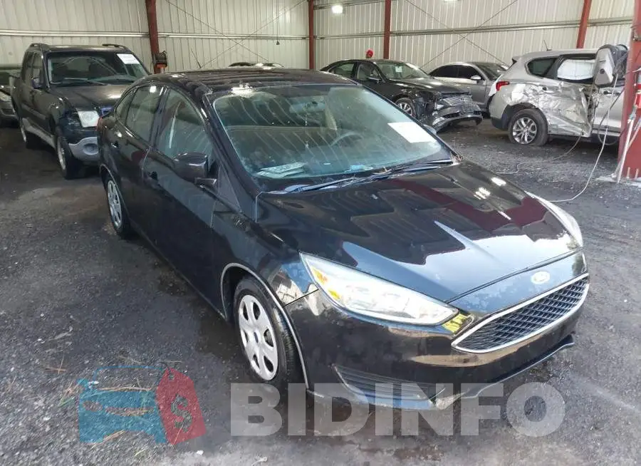 1FADP3E27FL346021 Photo# 1