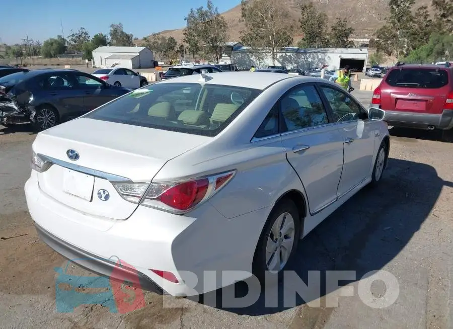 KMHEC4A47FA124741 Photo# 4