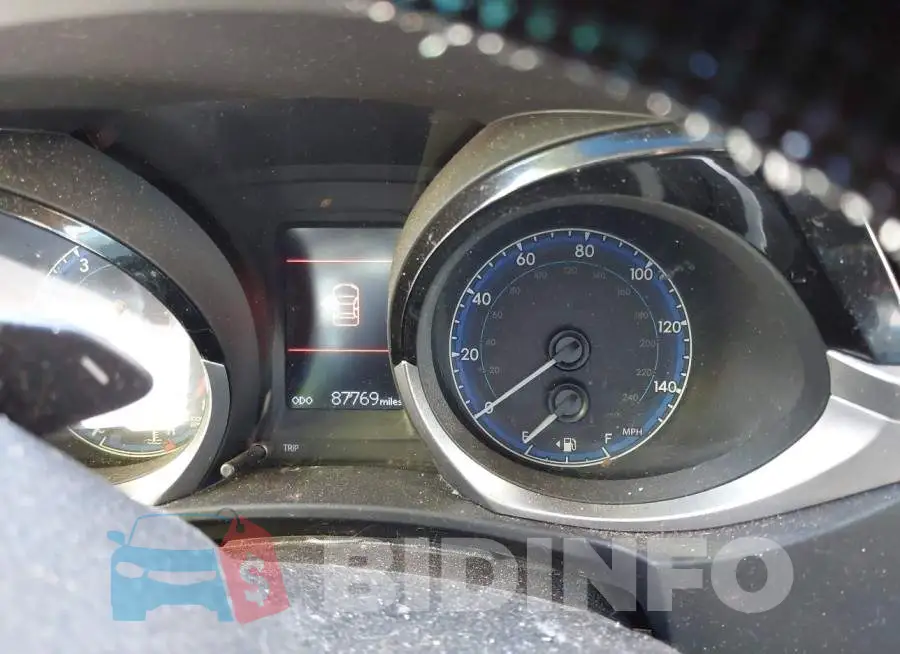 2T1BURHEXFC450643 Photo# 7