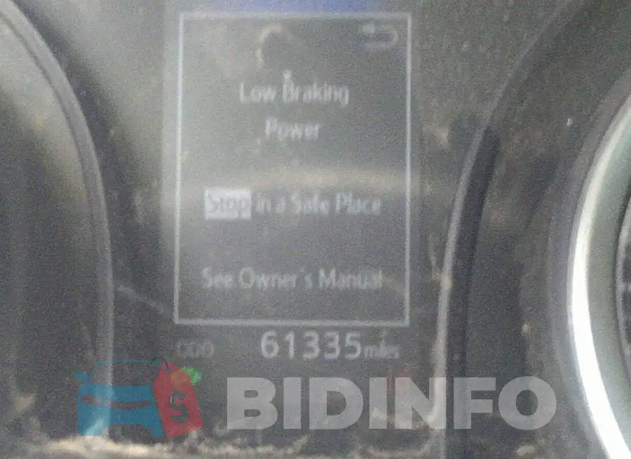 4T1C31AKXMU031888 Photo# 7