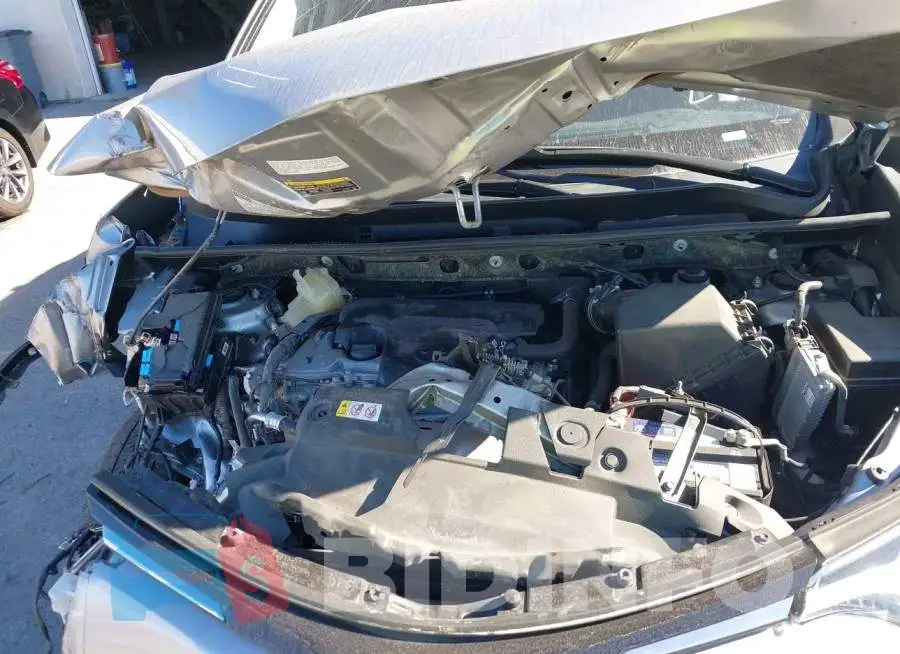 JTMDFREV0JJ247202 Photo# 10