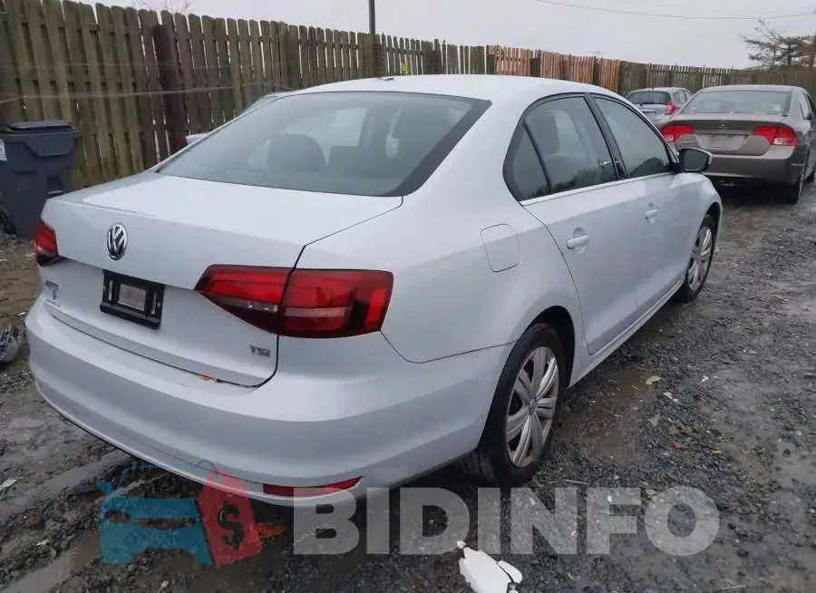 3VW2B7AJ2HM312183 Photo# 4