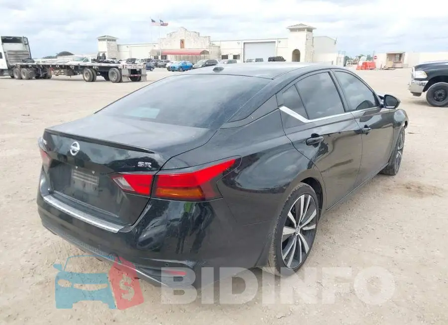 1N4BL4CV5LC282823 Photo# 4