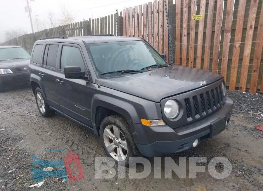 1C4NJPFB5ED737537 Photo# 1