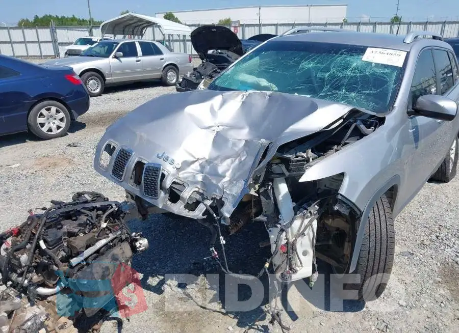1C4PJLCB2KD470018 Photo# 6