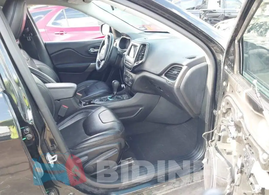 1C4PJLLN8KD290116 Photo# 5