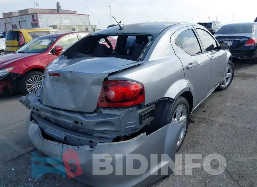 1C3CDZAB7DN680899 Photo# 4